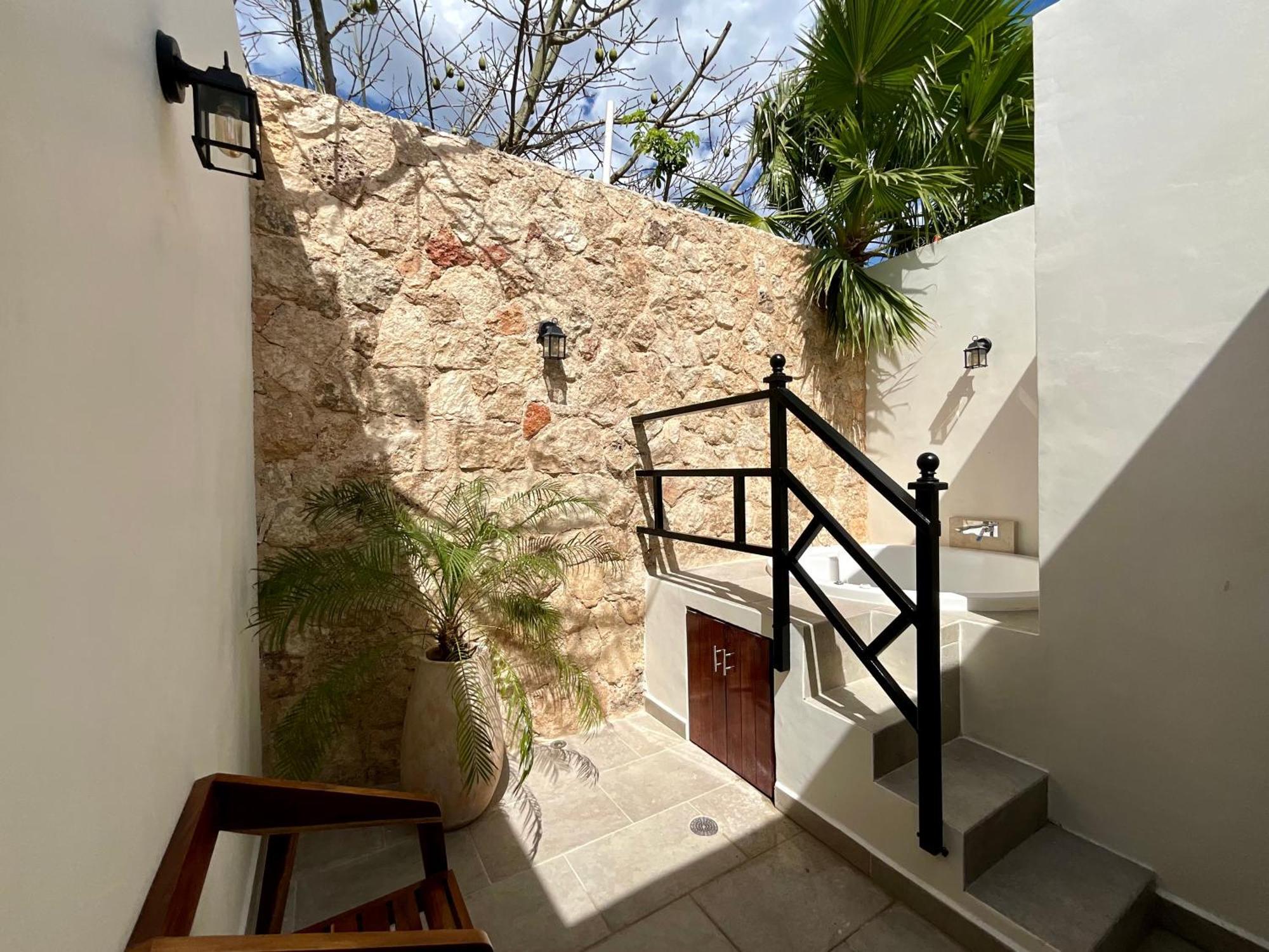 El Zaguan Colonial By Guruhotel 巴利亚多利德 外观 照片