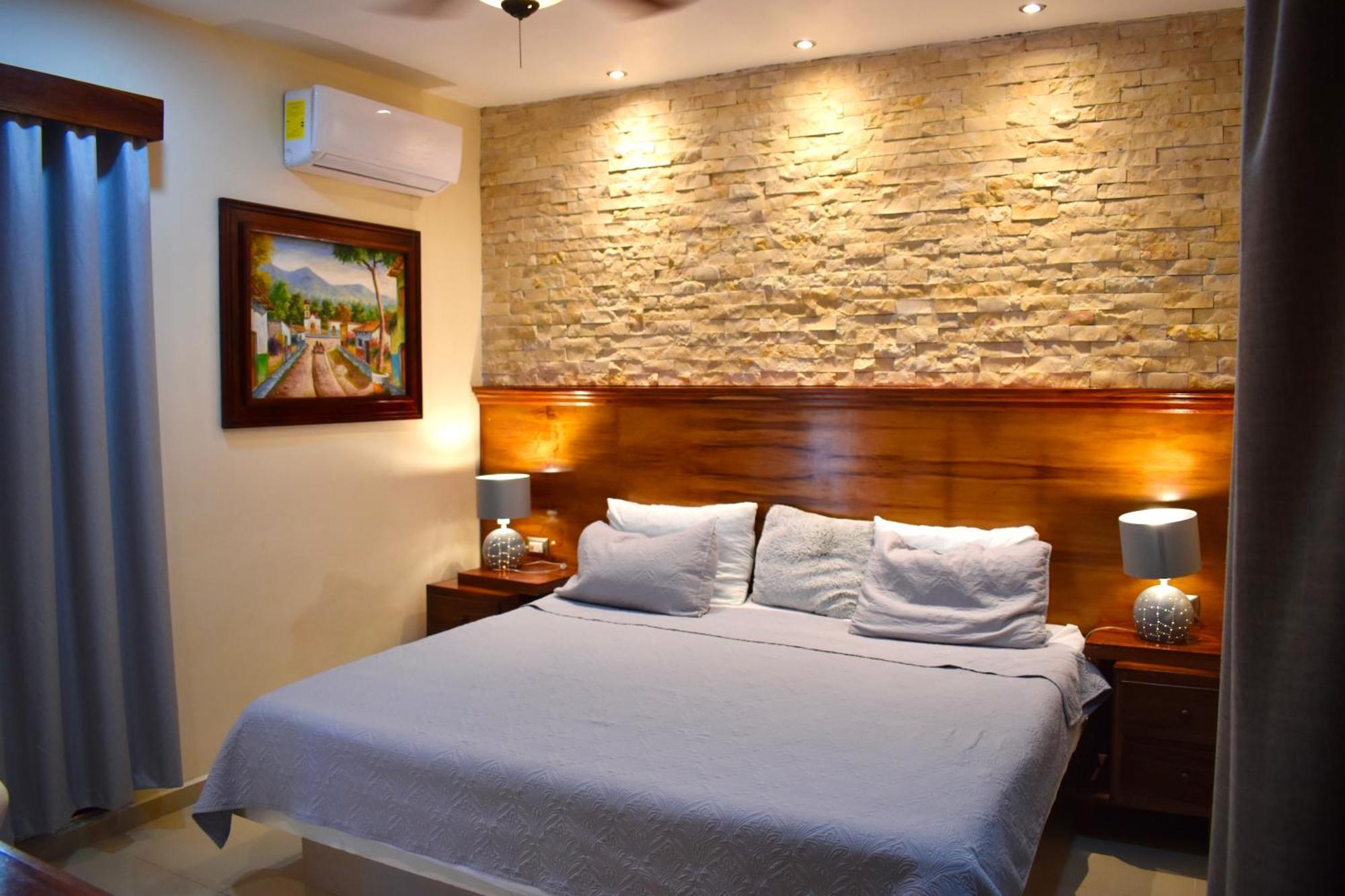 El Zaguan Colonial By Guruhotel 巴利亚多利德 外观 照片