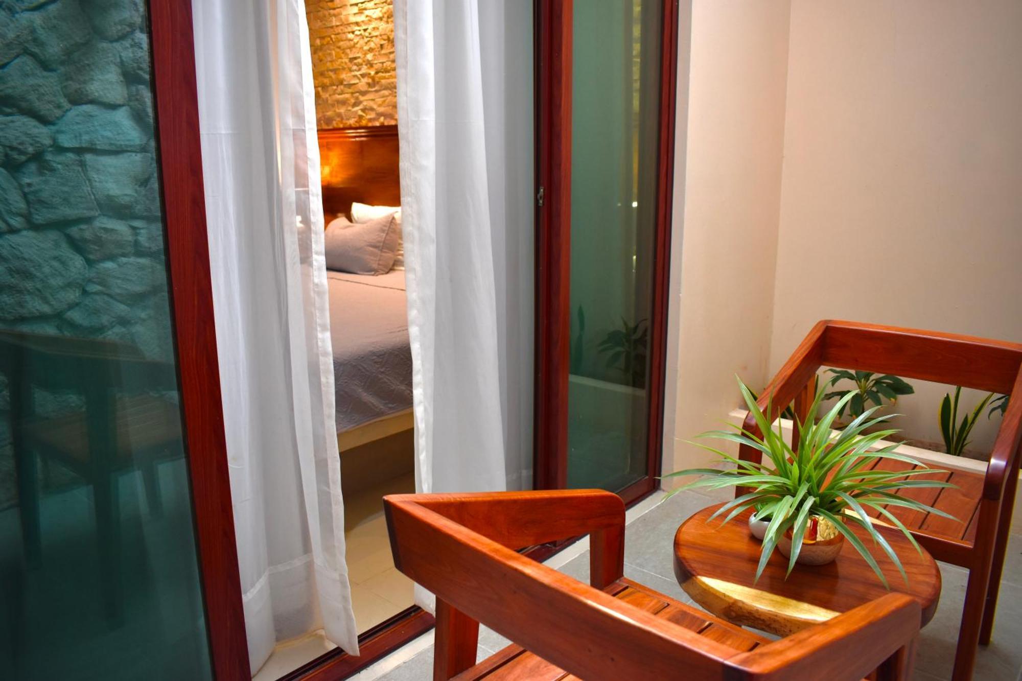 El Zaguan Colonial By Guruhotel 巴利亚多利德 外观 照片