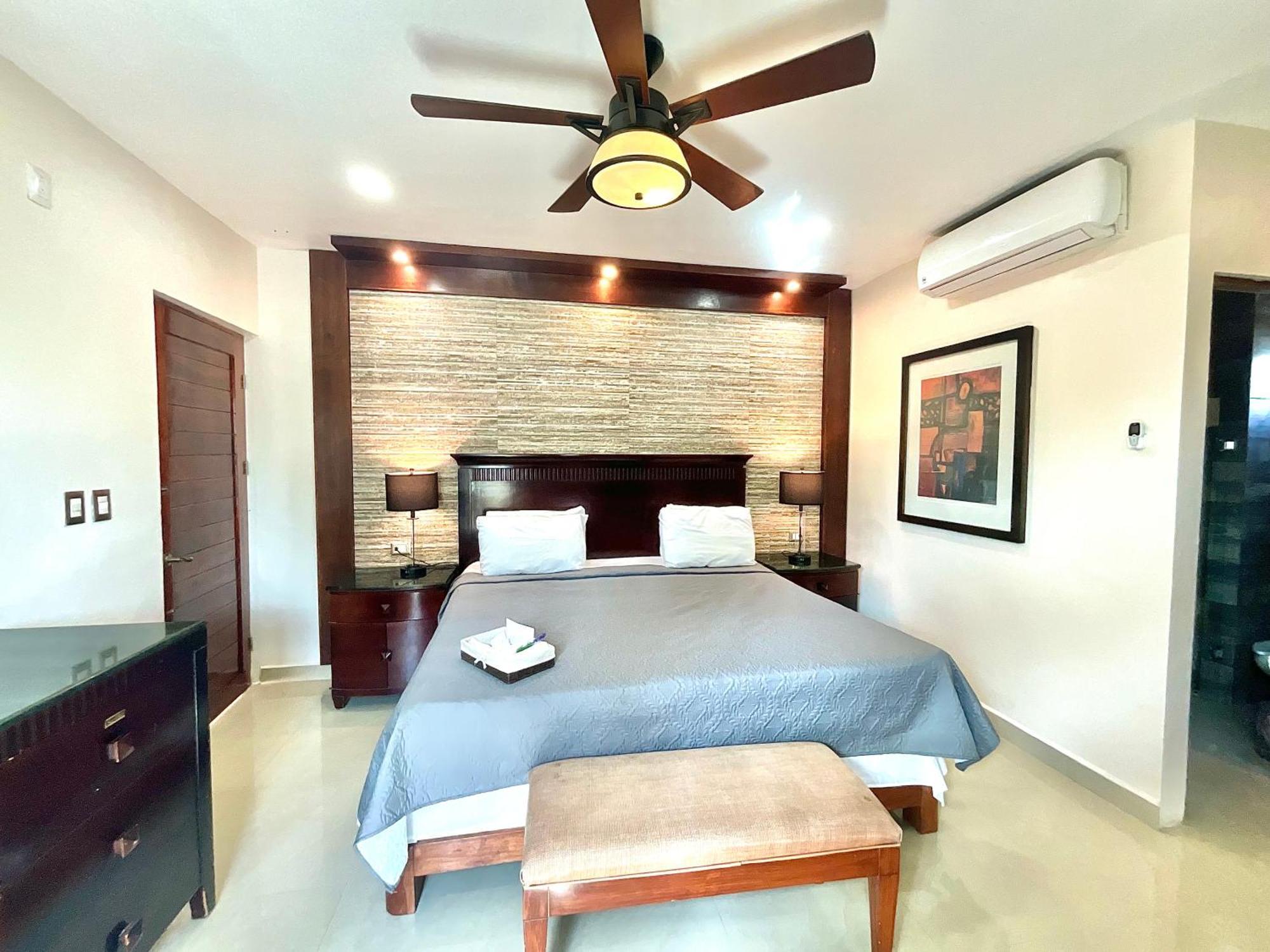El Zaguan Colonial By Guruhotel 巴利亚多利德 外观 照片