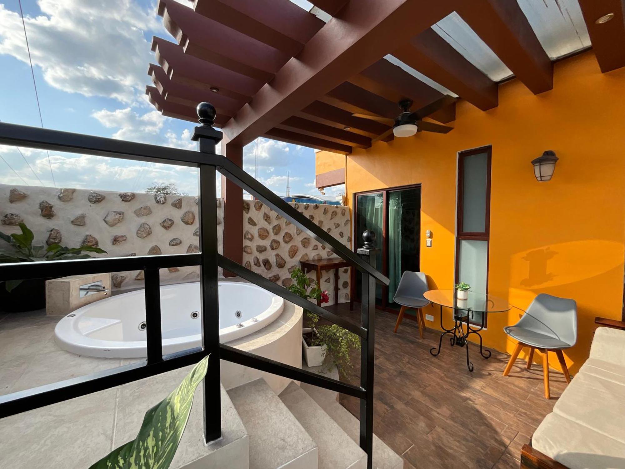 El Zaguan Colonial By Guruhotel 巴利亚多利德 外观 照片