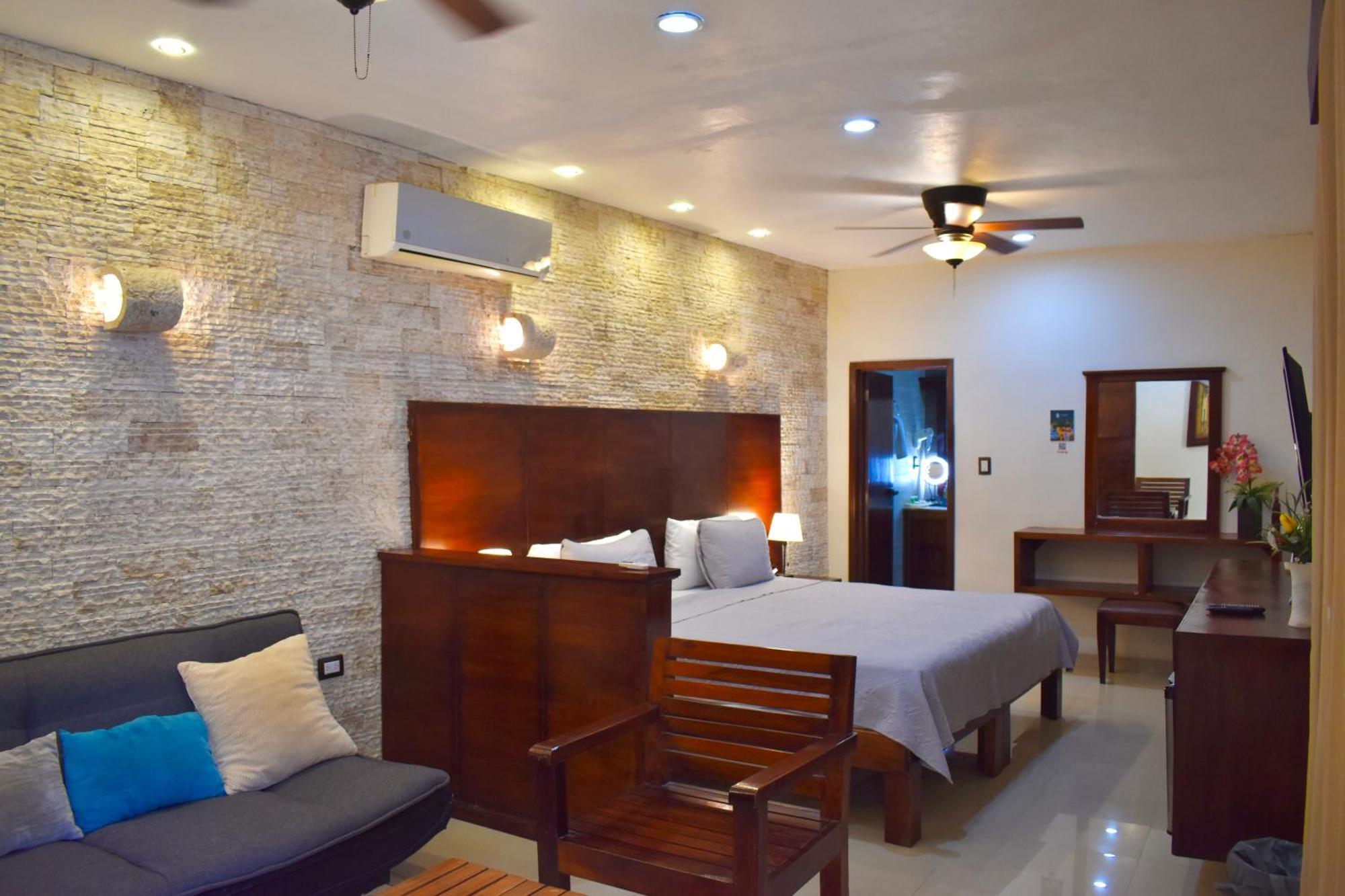 El Zaguan Colonial By Guruhotel 巴利亚多利德 外观 照片