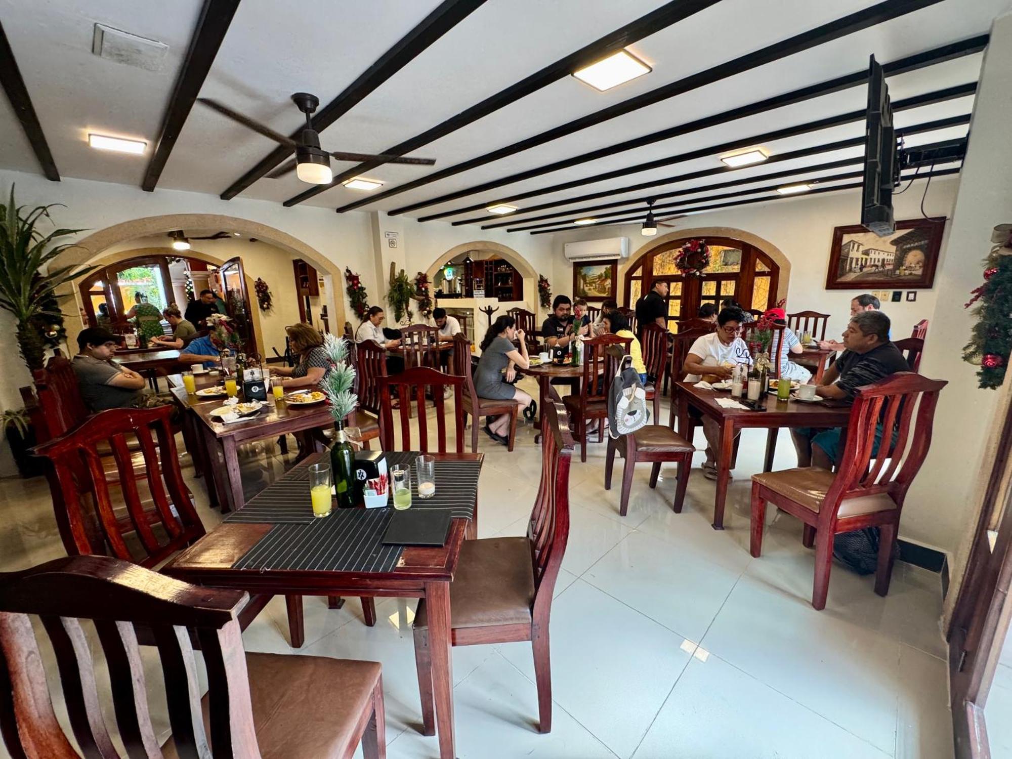 El Zaguan Colonial By Guruhotel 巴利亚多利德 外观 照片