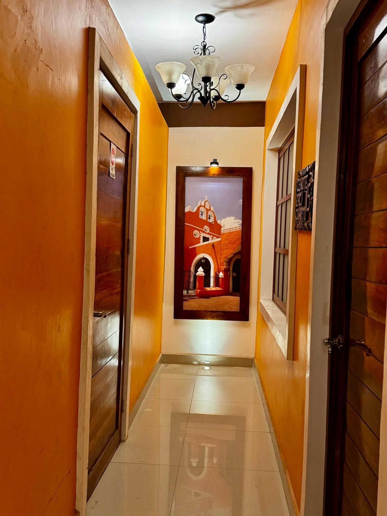 El Zaguan Colonial By Guruhotel 巴利亚多利德 外观 照片