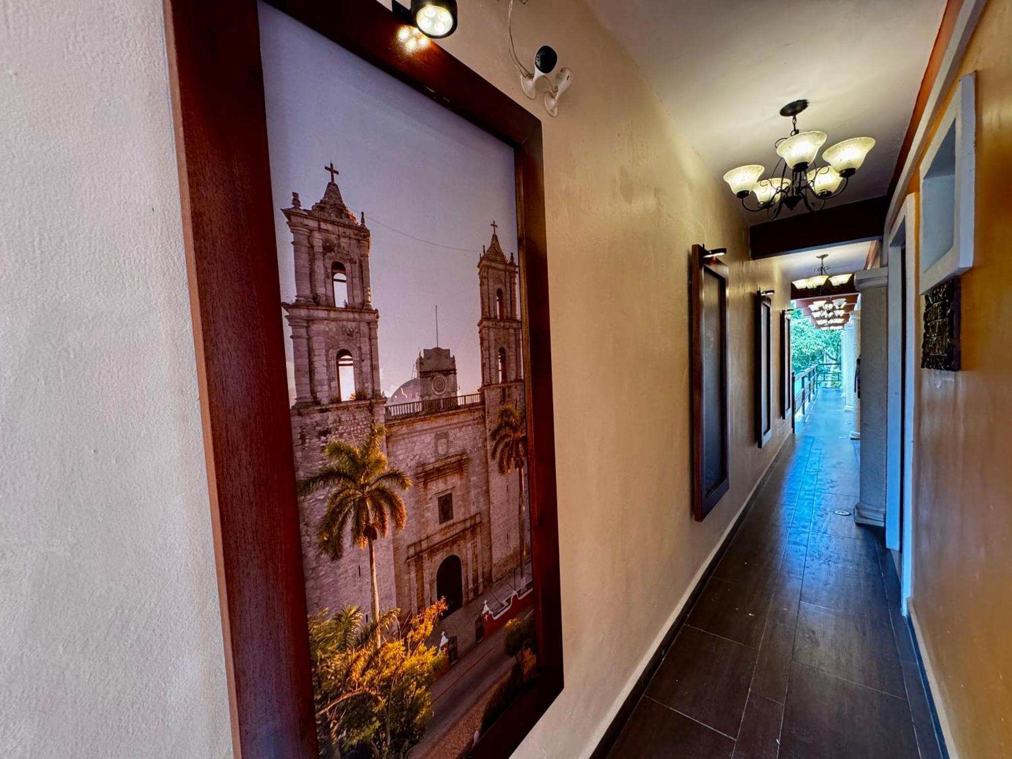 El Zaguan Colonial By Guruhotel 巴利亚多利德 外观 照片